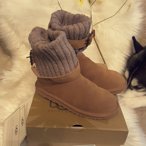 COPY - Ugg W Cambridge w/CHE genuine fur - Picture 1 of 8